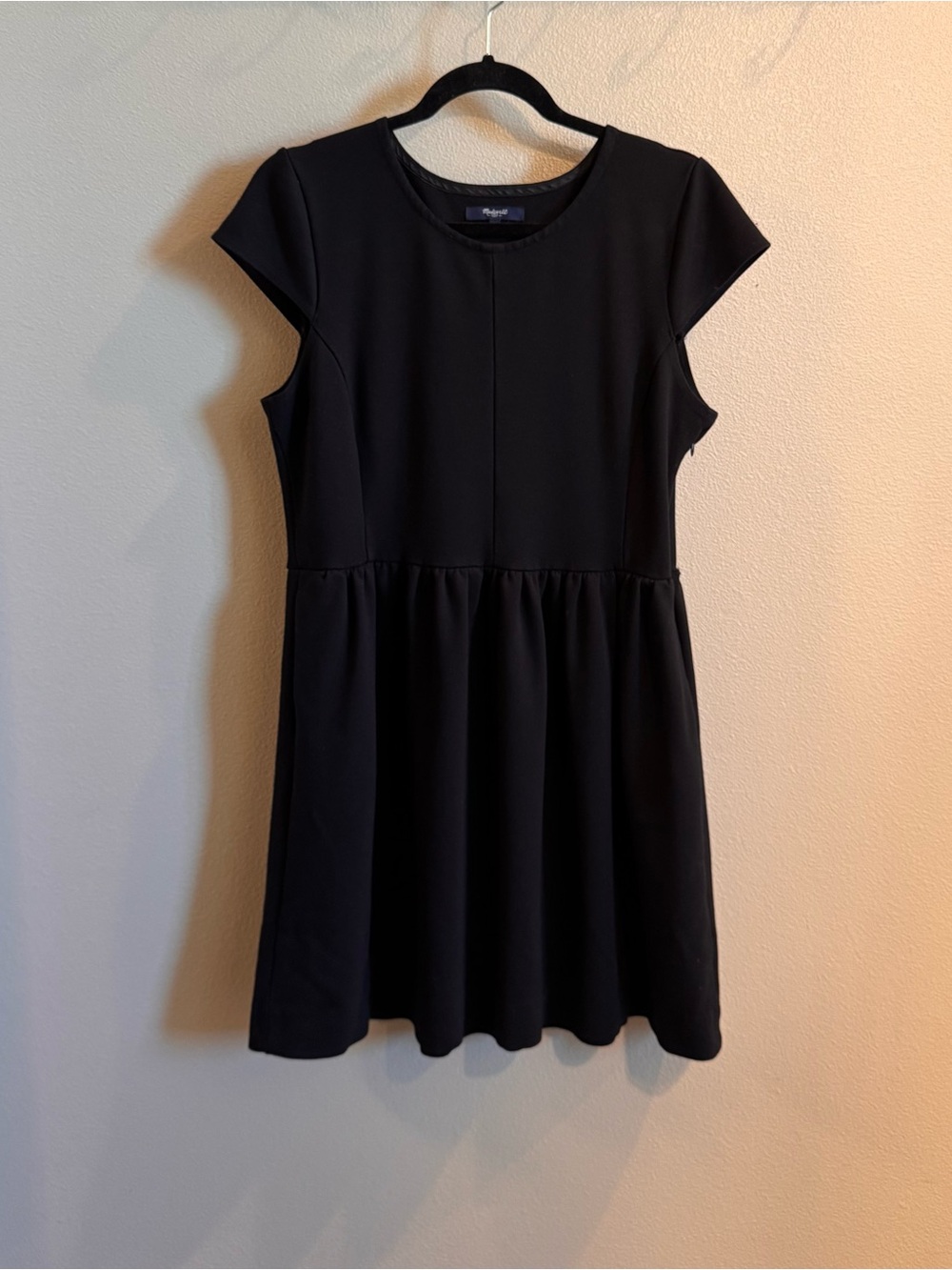 Madewell Screenplay Ponte Knit Black Cap Sleeve Dress